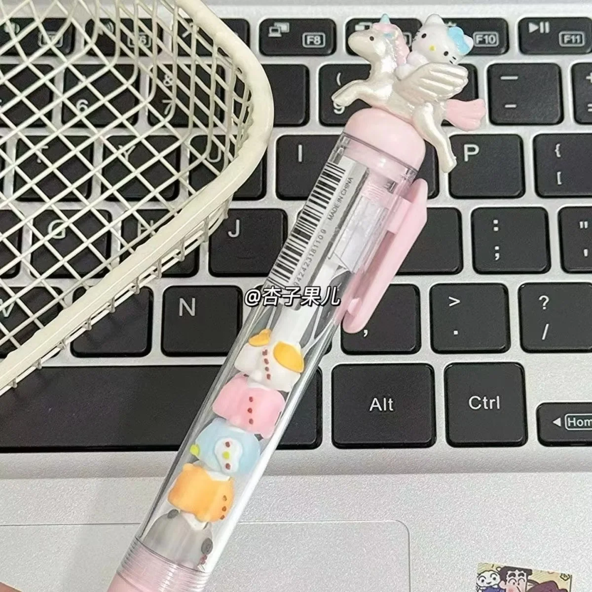 Kralen Gel Pen Hello Kitty Kawaii Cartoon Kleding Modellering Nieuwe Stijl Ins Populariteit Druk Interesse Studenten Vriend Meisje Cadeau