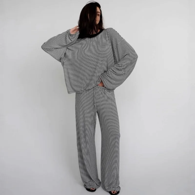 

2026 European American Spring Summer Collection Comfortable Loose Fit Knitted Striped Long Sleeve Pajama Set Outdoor Wear L Size
