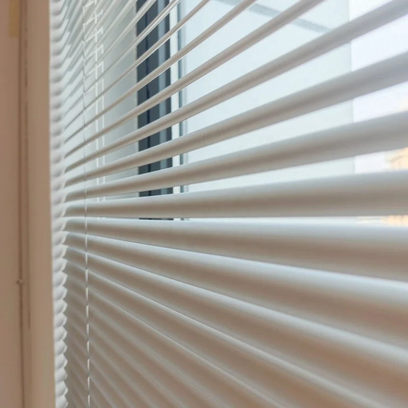 Custom Electric Aluminium Blinds Waterproof Moisture-Proof 50mm Slat Remote Alexa Control Smart Venetian Shades For Bathroom