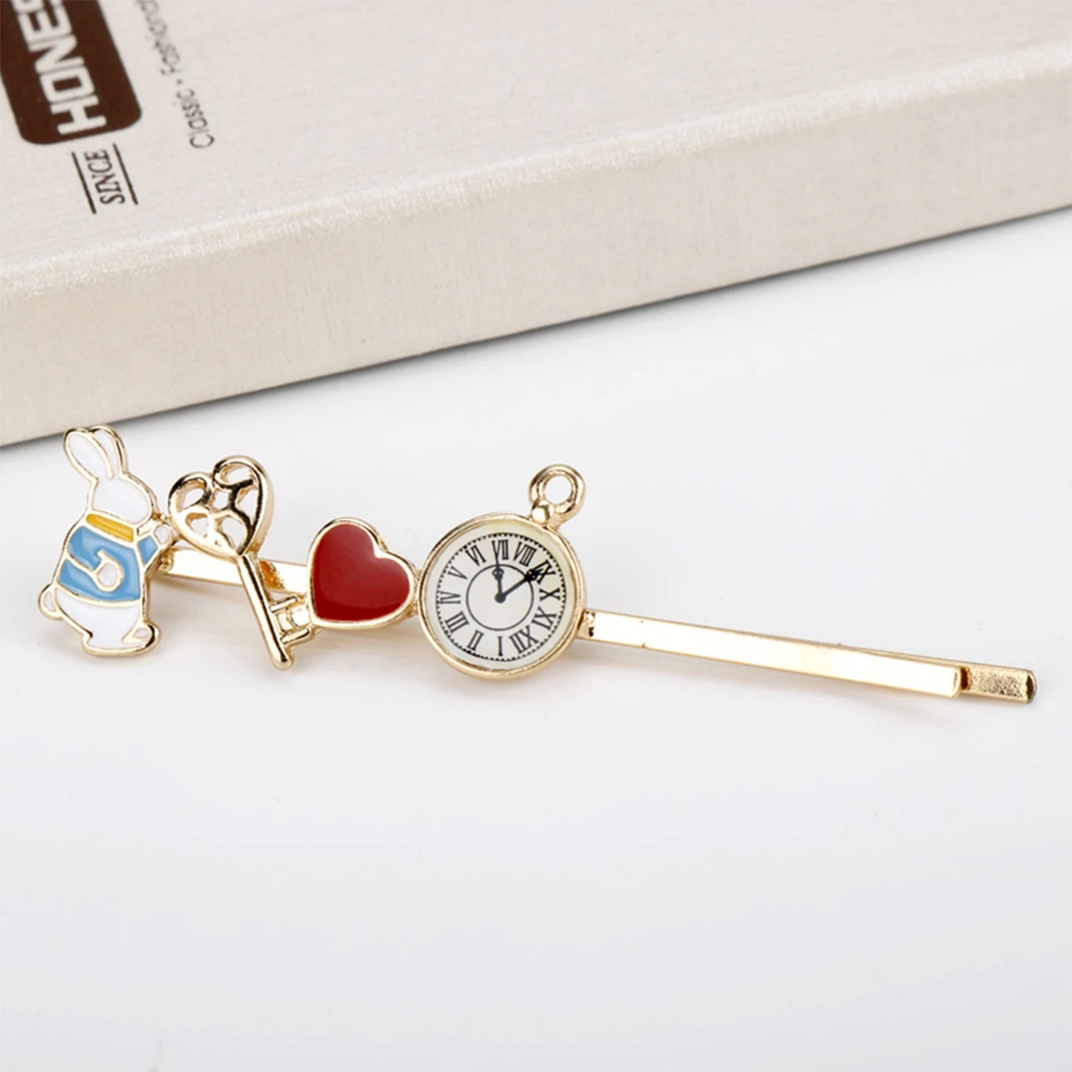 Anime Alicia en el país de las Maravillas reloj de ensueño Barrett Clip moda mujer temperamento accesorios para el cabello Cosplay joyería accesorios regalo