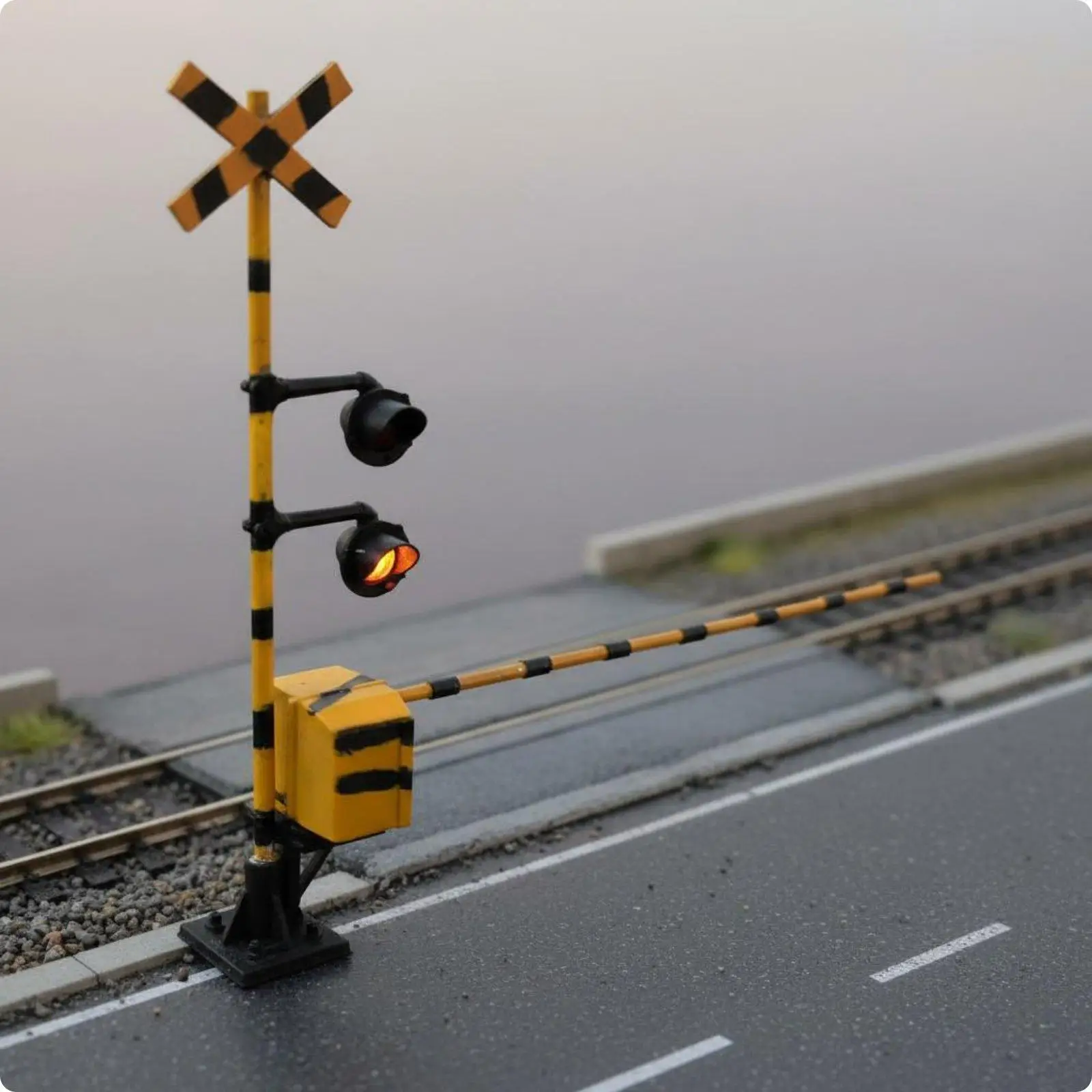 Model Railroad Lamp Built in LEDs Illuminated Lamppost Energy Efficient