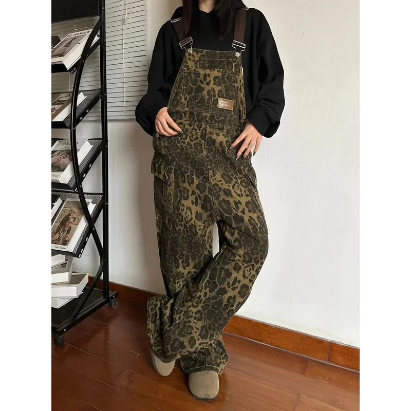 Combinaisons en Denim imprimé léopard pour femmes, Streetwear rétro, jambes larges, pantalon de vadrouille droit, multi-poches, barboteuse en Denim décontractée