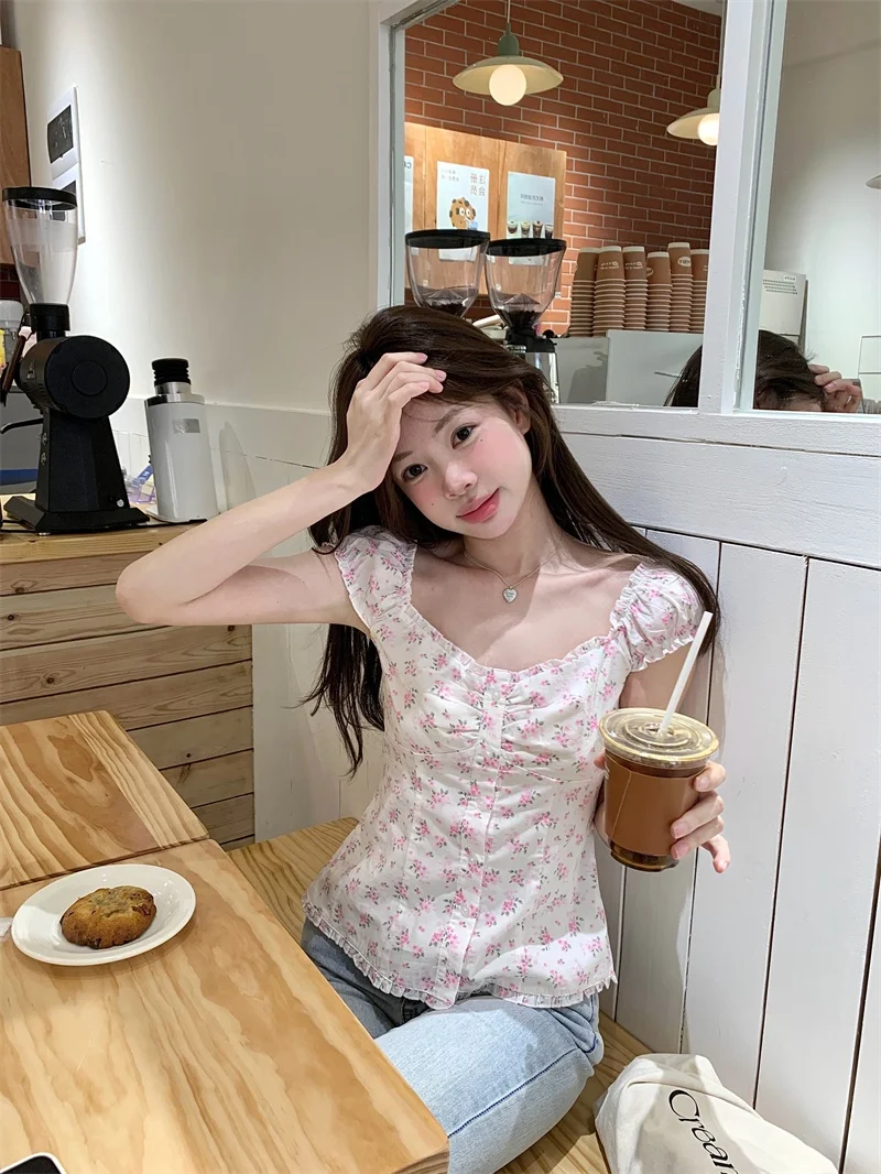

Sweet Style Floral Print Slim Fit Shirt Women's Casual Spring Youthful Slimming Top Wooden Collar Bubble Sleeve Blouse