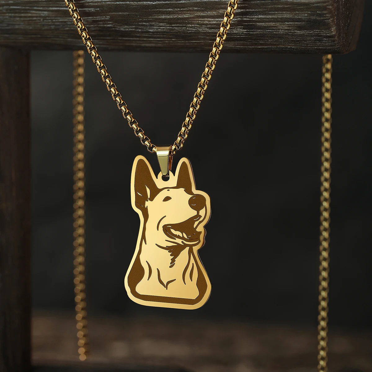 

CHENGXUN English Bull Terrier Tiny Animal Charm Necklace Women Men Stainless Steel Jewelry Vintage Pendant Necklace Gift