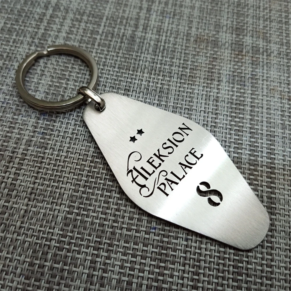 Custom Hotel Logo Number Keychain Personalized Name Stainless Steel Metal Key Ring Special Date Key Tag Women Men Jewelry Gift