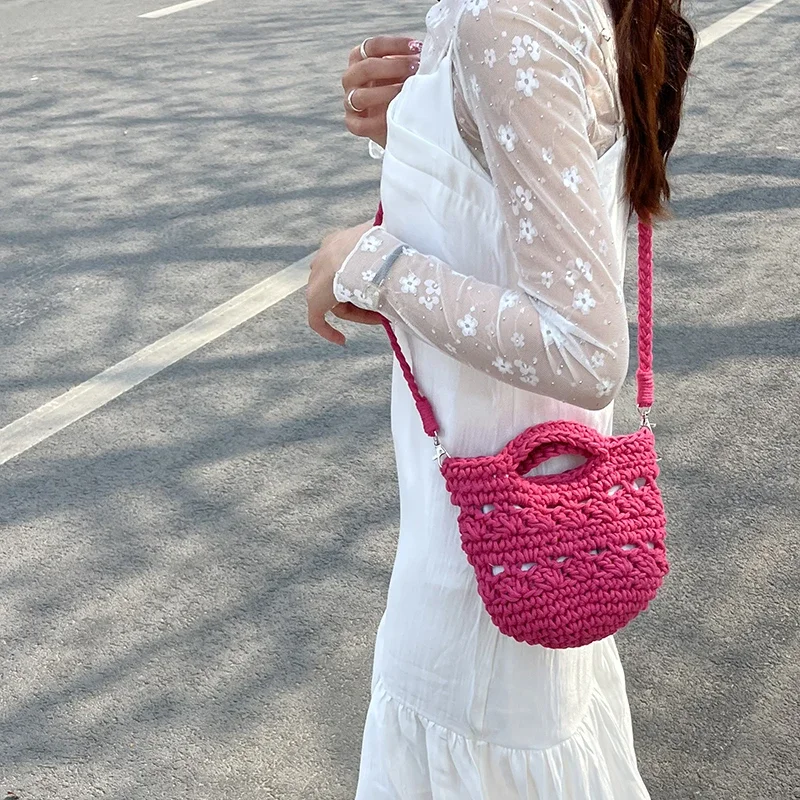 Women\'s Crochet Bag Shoulder Crossbody Handbag Braided 	 Handmade Woven Bag Casual Lady Fashion Small Rope Bag 2025 New