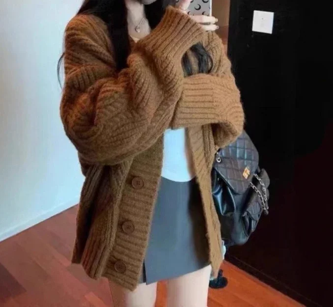 2026 Autumn and Winter Women's Loose Lazy Wind Twist Retro Knitted Cardigan Sweater Jacket 4