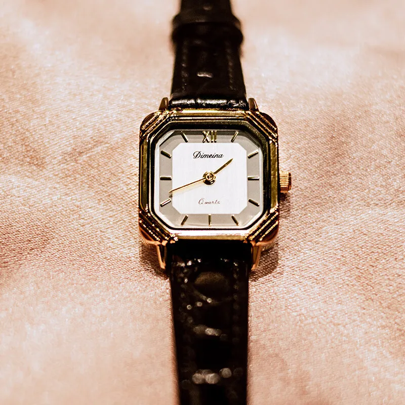 

New, SimpleStylishAnd Luxurious Watch; High-Quality Timepiece; Fashionable Quartz Watch; Elegant Women'S Watch; Women'S Series.