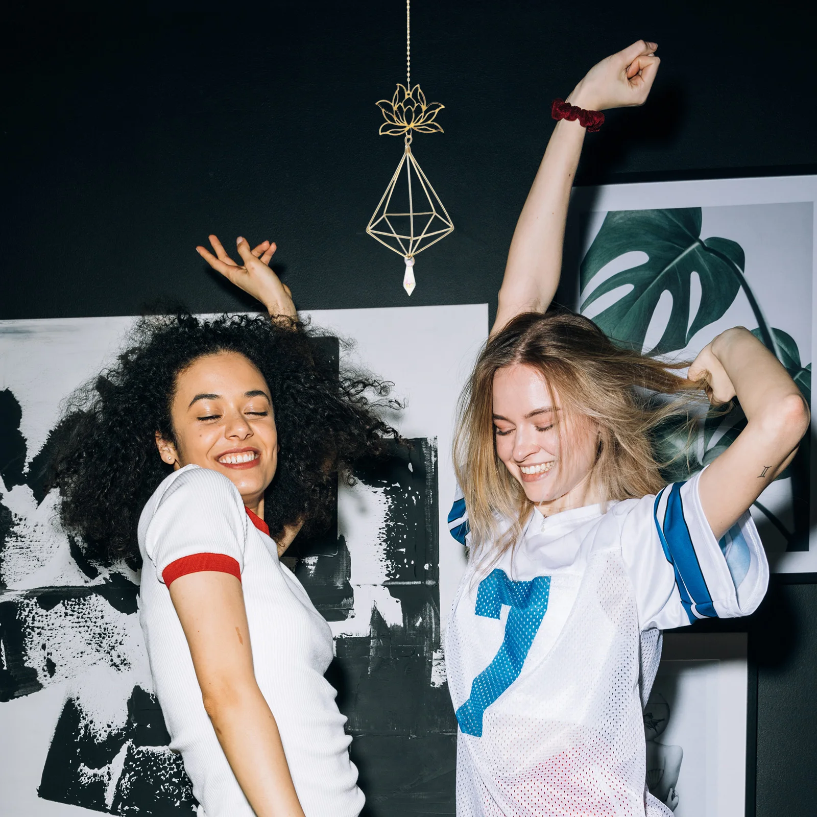 

Golden Crystal Rainbow Sun Catcher Window Hanging Chandelier Metal Frame Lotus Flower Prism Hanging Light Catcher