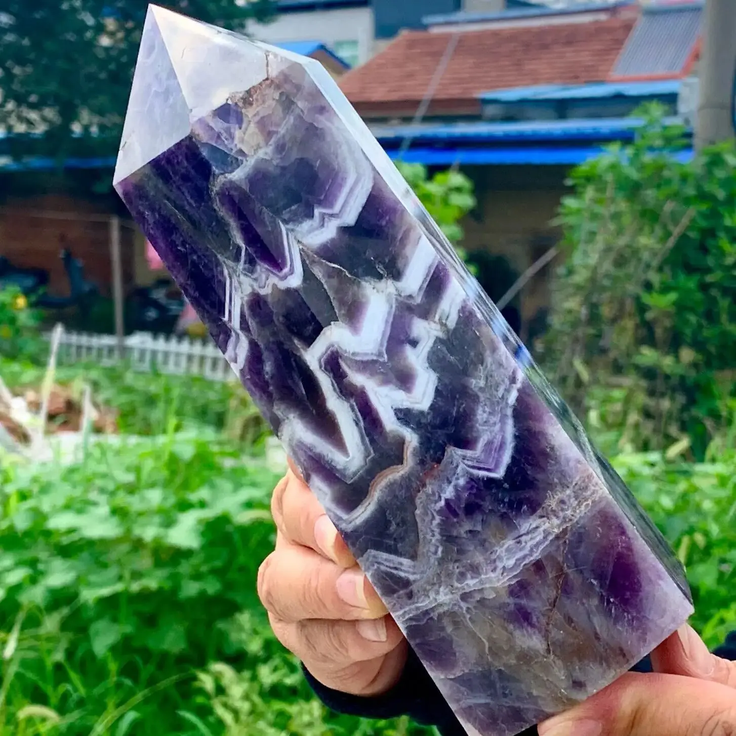 

Natural Purple Crystal Pillar Chakra Healing , Fantasy Amethyst Wand Quartz Mineral Healing Gemstone Degaussing Decoration