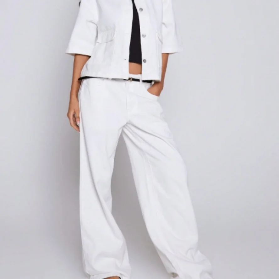 

New white suit denim trousers for spring and summer in Europe and America a high-selling style in the United States