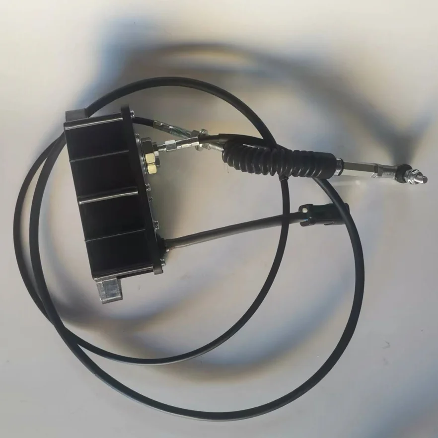 21EN-32300 21EN-32260 محافظ خنق المحرك مسرع تحكم لشركة هيونداي ROBEX R140-9S R210-9S R220-9S R260-9S حفارة