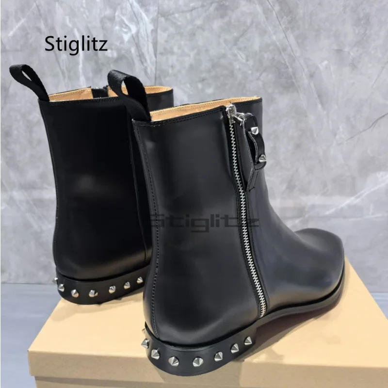 

Genuine Leather Black Ankle Boots for Men Winter British Style Rivet Boots Side Zip Casual Small Square Toe High-Top Men's Shoes