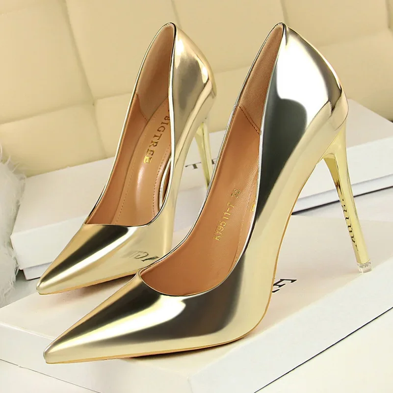 

Women Patent Leather Pumps High Heels Lady Stiletto Low Heels Wedding Bridal Mteallic Silver Gold Sparkly Shoes