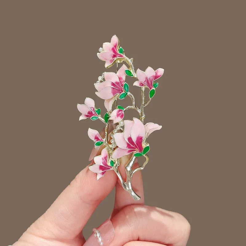 Floral Enamel Peach Blossom Brooch, Elegant Women's Lapel Pin for Jacket Dress Blouse Accessories