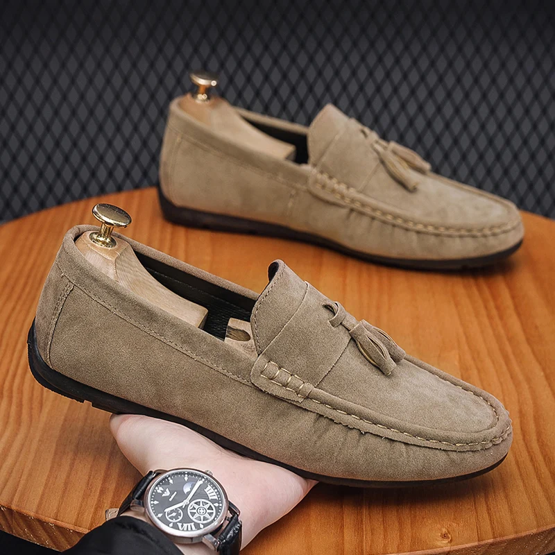 Fashion Suede Men Casual Shoes Breathable Comfort Slip-on Mens Driving Shoes Luxury Brand Men Loafers Mens Lazy Shoes Moccasins