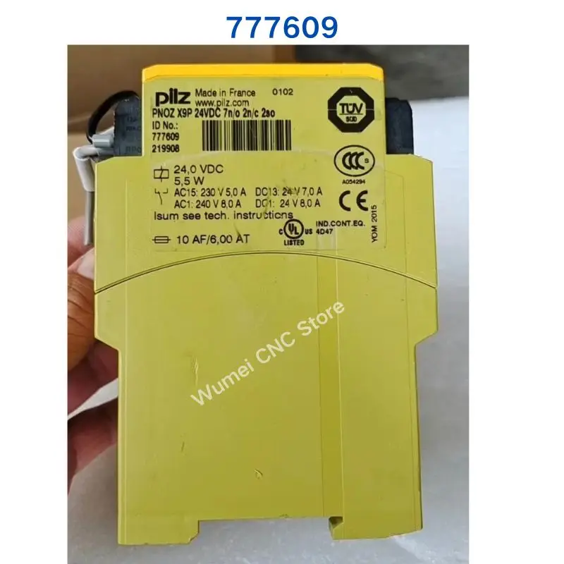 اختبار مستعمل OK PILZ relay PNOZ X9P 777609