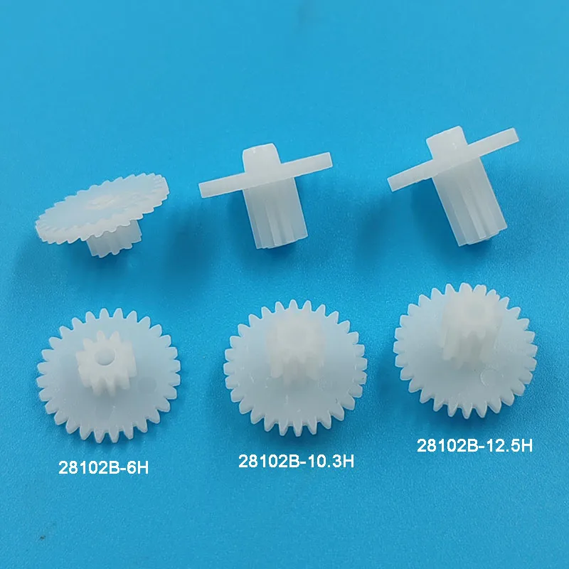 28102B 0.5M Plastic POM Gear Diameter 15mm 28 Teeth + 10 Teeth Two Layer Gear 2.15mm Hole DIY Toy Parts Accessories 28+10T