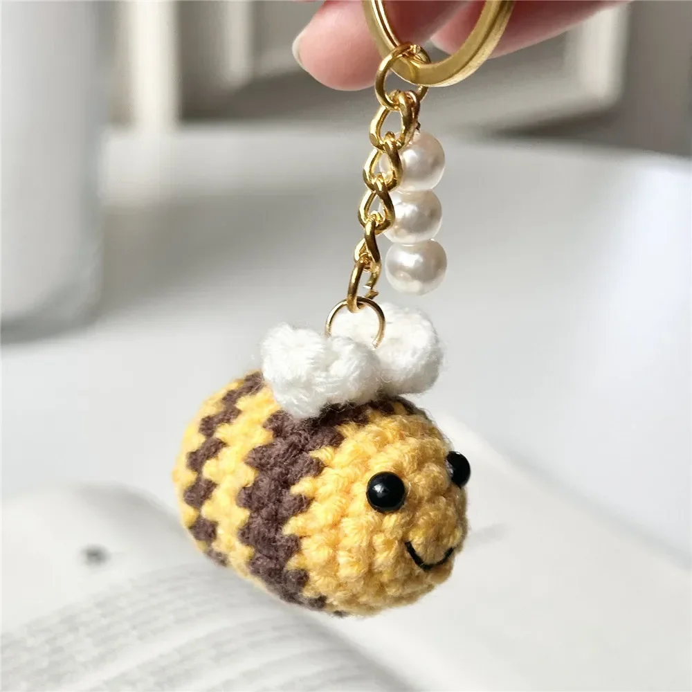 

40Pcs Handmade Crochet Bees Pendants Car Keychain Handbag Knitted Crocheted Keyring Mini Bees Charms Gifts