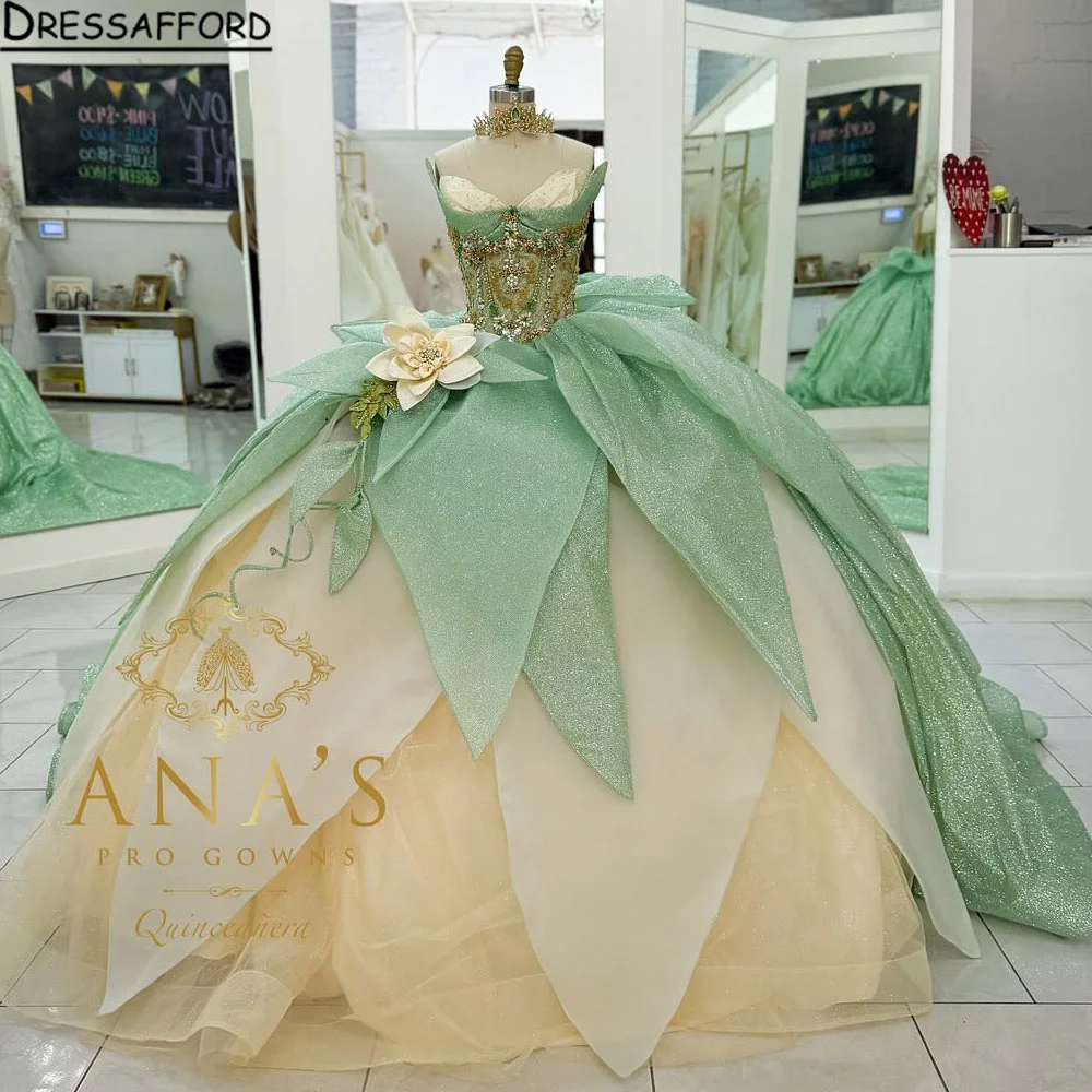

Mint Green Quinceanera Dress Shiny Tull Graduation Ball Gown Lace Applique Beading Vestido De Party Dress