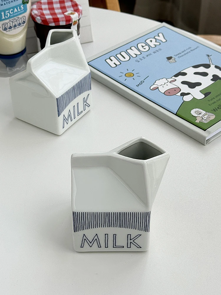 New Korea ins wind milk box creative ceramic water cup condensed milk cup