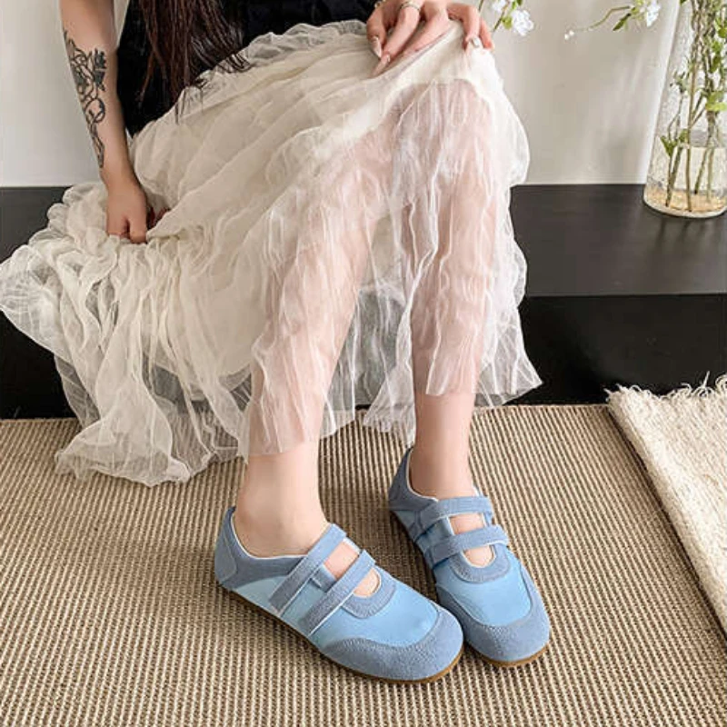 Damen-Mary-Jane-Flats mit doppeltem Riemen, Retro-Sneakers aus Satin mit Patchwork und runder Zehenpartie, weiche, süße, lässige Alltags-Flats für Frühling und Herbst – Detail 7