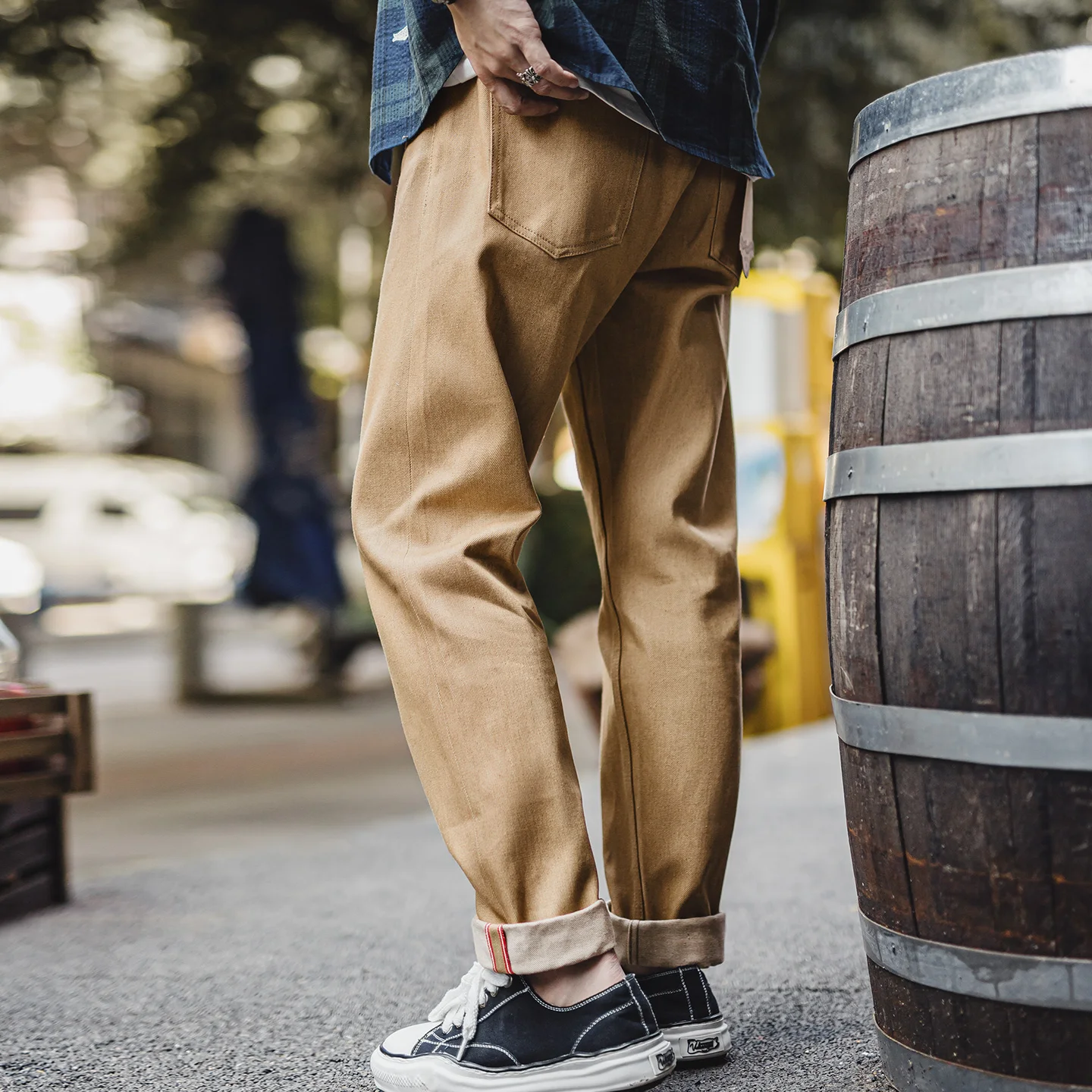 Maden Men’s Vintage 11.7oz Selvedge Raw Jeans Khaki Straight-Leg Cotton Cowboy Pants Casual Zip Fly Trousers for Spring Autumn