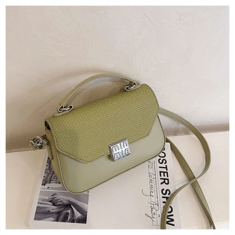 حقيبة يد نسائية راقية مصنوعة من الجلد المطبوع على السحابة تتميز بتصميم ركاب عصري ومظهر أنيق مشهور