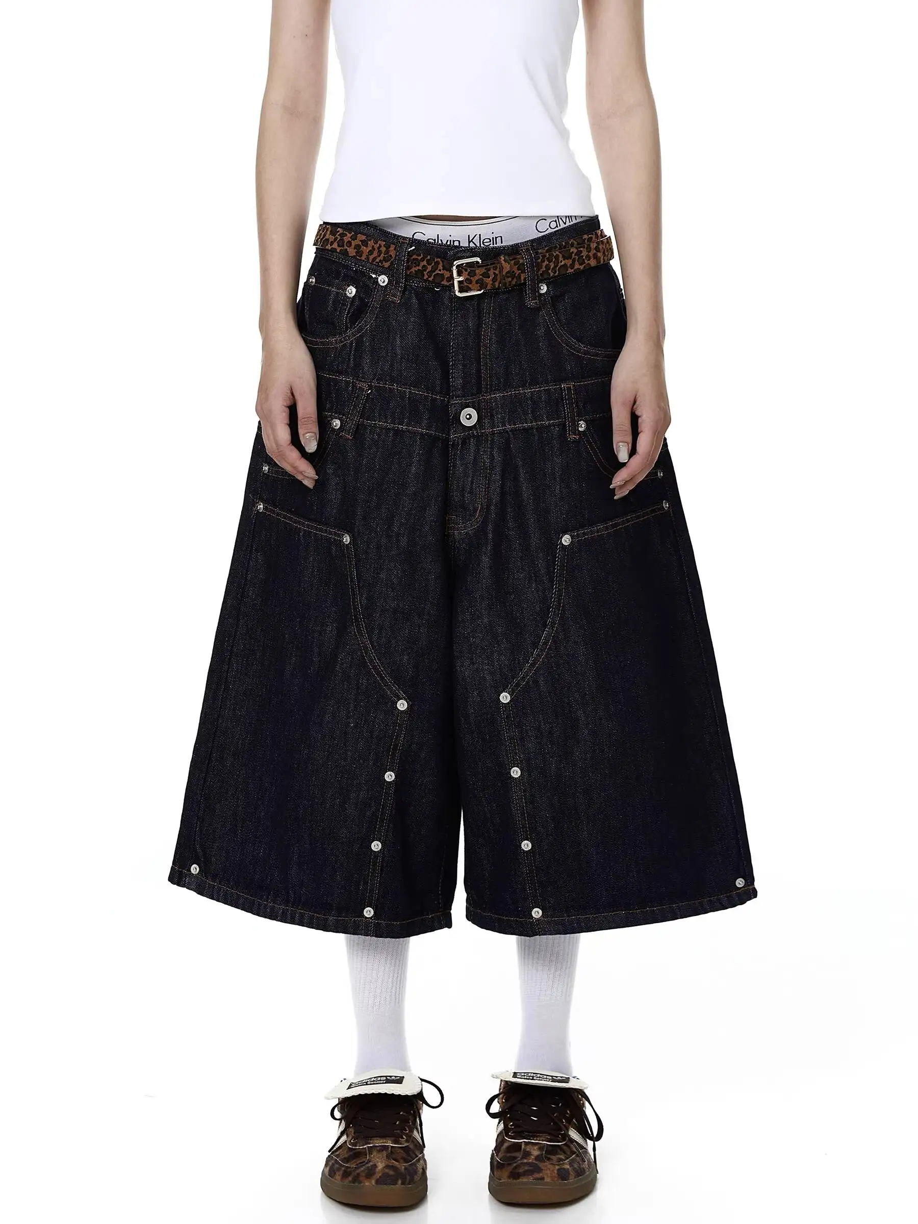 

2026 Summer New American Deconstructed Rivet Denim Culottes Women Men High Waist Wide Leg Jorts Decorative Stitch Retro Jeans