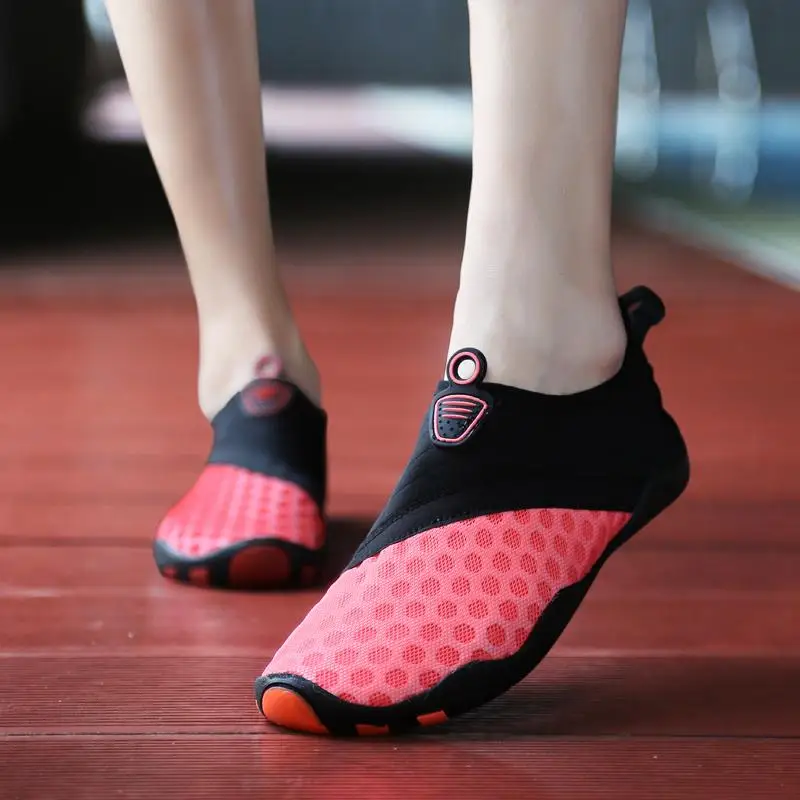 Men Aqua Shoes Women Water Shoes Sport Barefoot Outdoor Upstream Sneakers For Beach Swimming Diving Fitness Yoga Footwear Water