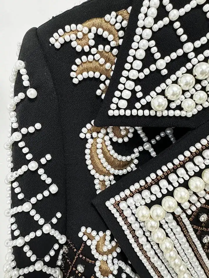 HIGH STREET Newest 2026 Stylish Designer Fashion Women's Luxurious Diamonds Pearls Embroidered Beaded Cropped Velvet Jacket