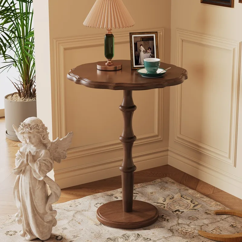 American retro solid wood round small coffee table casual corner balcony coffee side bedside table French sofa side table