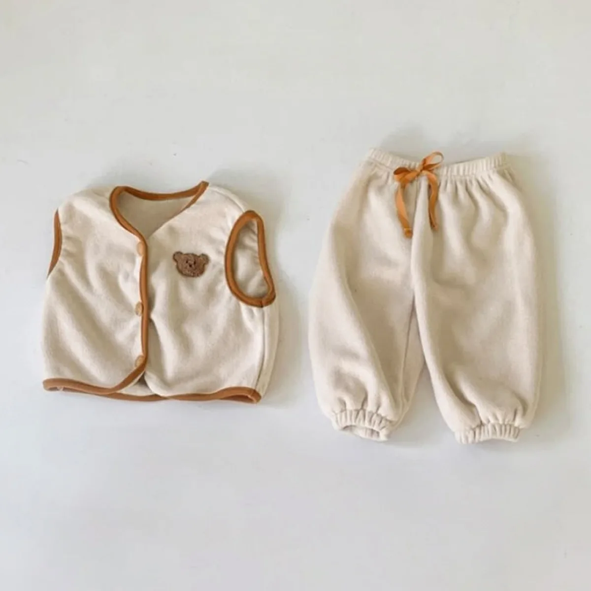 2025 شتاء جديد طفل أكمام الملابس مجموعة الفتيان الفتيات لطيف الدب سترة سترة السراويل 2 قطعة دعوى الرضع الصوف الدافئة وتتسابق