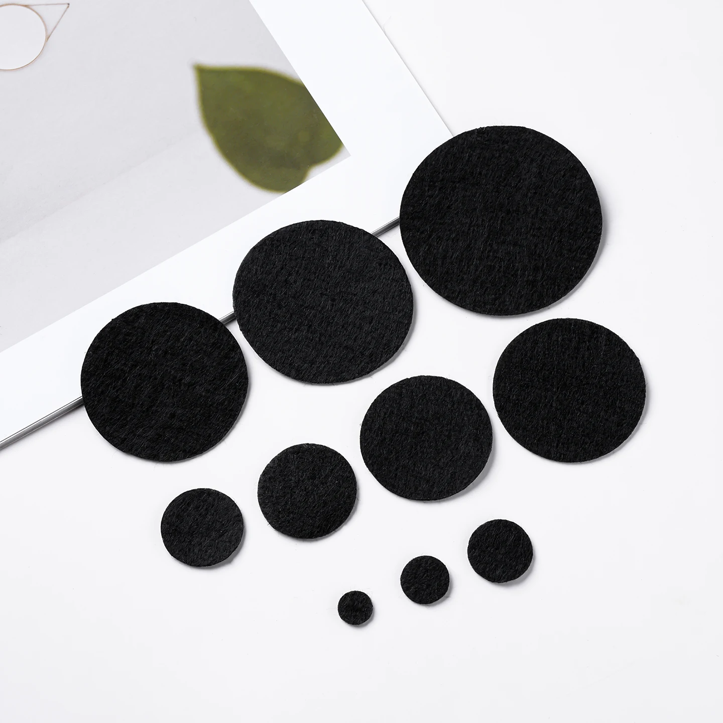 100/200/300/500Pcs Multi Diameter Black/White Non-woven Fabric Hair Clip Pads For DIY Hair Jewelry Making Accessories ﻿
