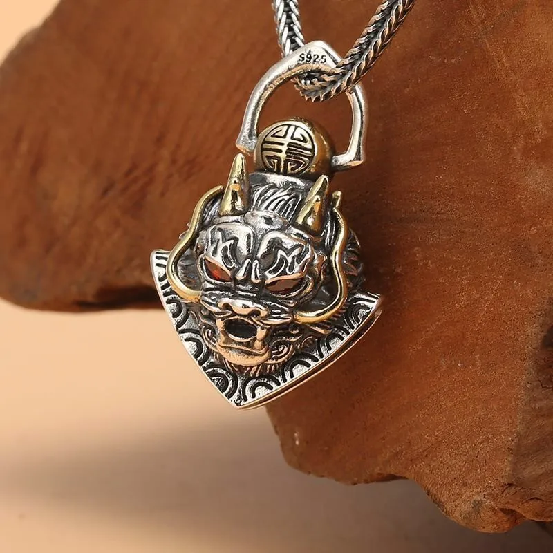 New stereo faucet necklace pendant men's domineering personality hipster retro creative Chinese hand-woven unisex necklace.
