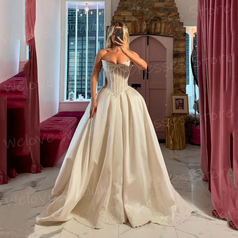 

Exquisite A Line Women's Wedding Dresses Lace Appliques Vestidos De Novias De Boda Customized Bride Gowns Sleeveless Vestidos