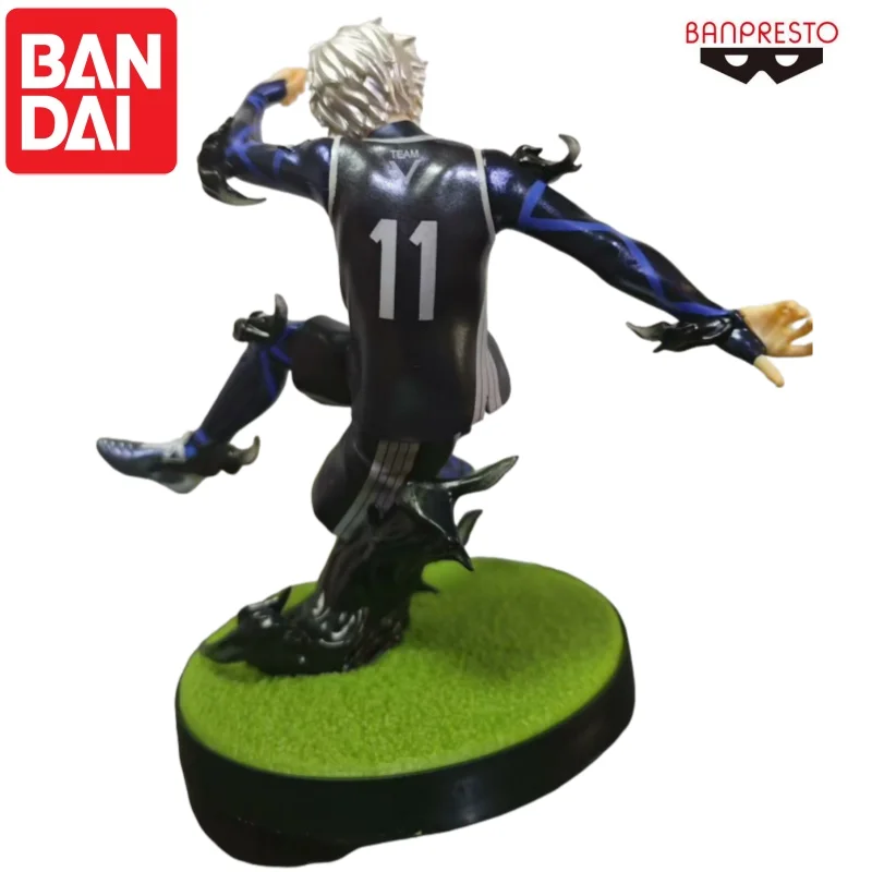 بانداي متوفر في المخزون دمية بانبريستو ناجي سيشيرو الأصلية العلامة التجارية الجديدة محاصر عمل الشكل الرسوم المتحركة الأجهزة الطرفية شخصيات المرآب