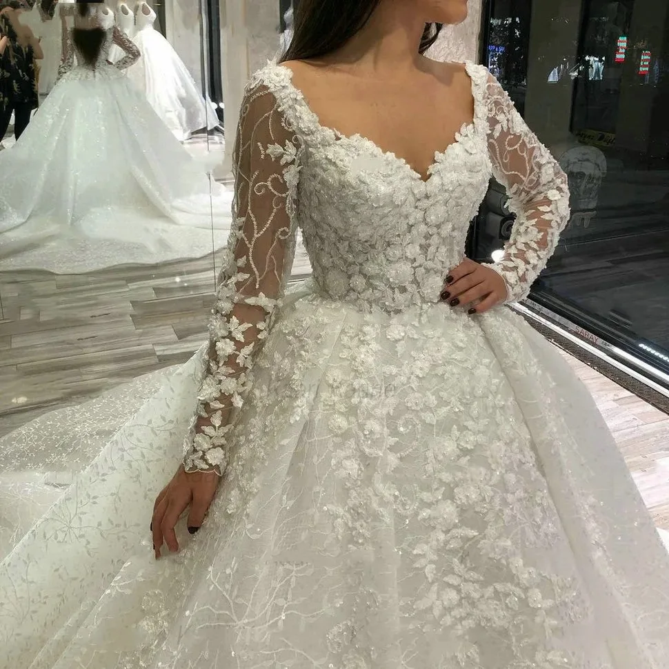 

CustomizedLace Wedding Dresses Long Sleeves robe de mariage Beaded Appliqued Ball Gown Bridal Dresses Arabian vestido de noiva