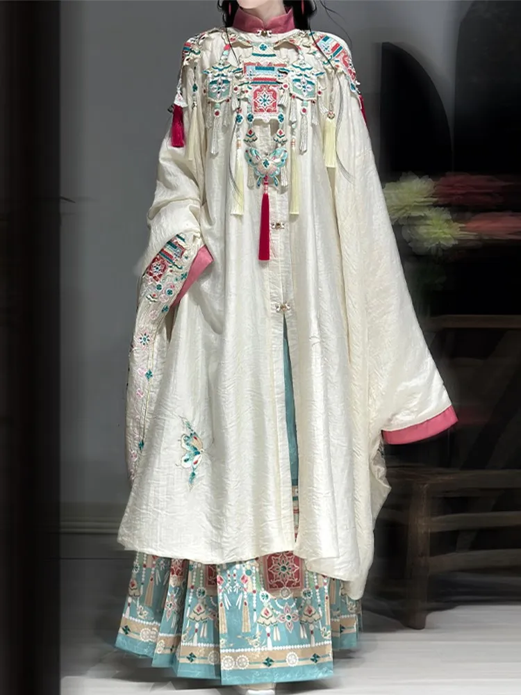 New Chinese-style Hanfu women's shoulder stand-up collar long dress with heavy embroidery