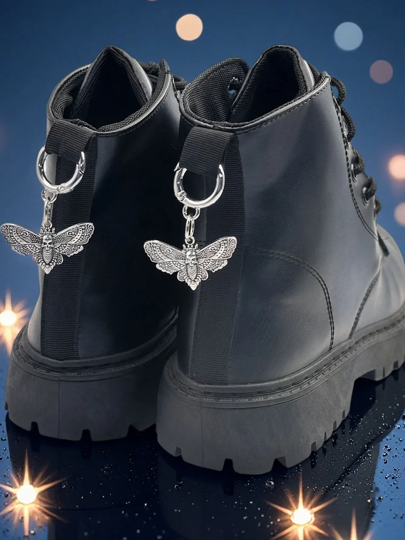 1 Pair of Gothic Ancient Silver Black Skull Butterfly Moth Decoration for Boots, DIY Shoe Accessories Add Mysterious Atmosphere for Women and Men - Compact, Exquisite, Multifunctional Fashion Items, Halloween Gifts
