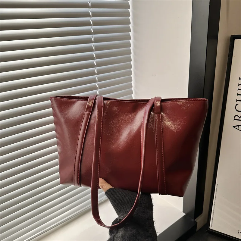 

​ ​ Винтажная большая сумка 2025 года, просторная женская сумка через плечо, минималистичная пригородная сумка, ретро-сумка через плечо, дневная сумка большой вместимости