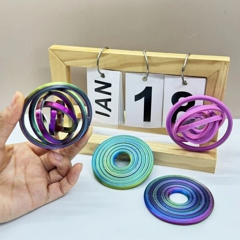 Drukowany w 3D 6-kółkowy spinner antystresowy 7 cm, kolorowy, obrotowy pierścień redukujący stres, materiał plastikowy, nowatorska zabawka antystresowa.