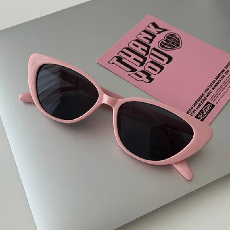 Pink Women Cat Eye Sunglasses Retro Premium Sun Glasses Men Sun Protection Fashion Eyewear Luxury Design Uv400 משקפי שמש