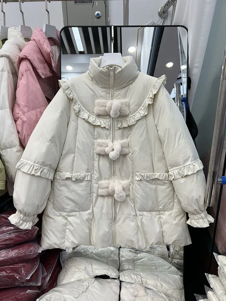 Neue Weihnachts-Daunenjacke im chinesischen Stil für Damen, mittellang bis lang, Stil 2025, Winter, neue Pendel-Daunenjacke mit weißer Ente, trendig