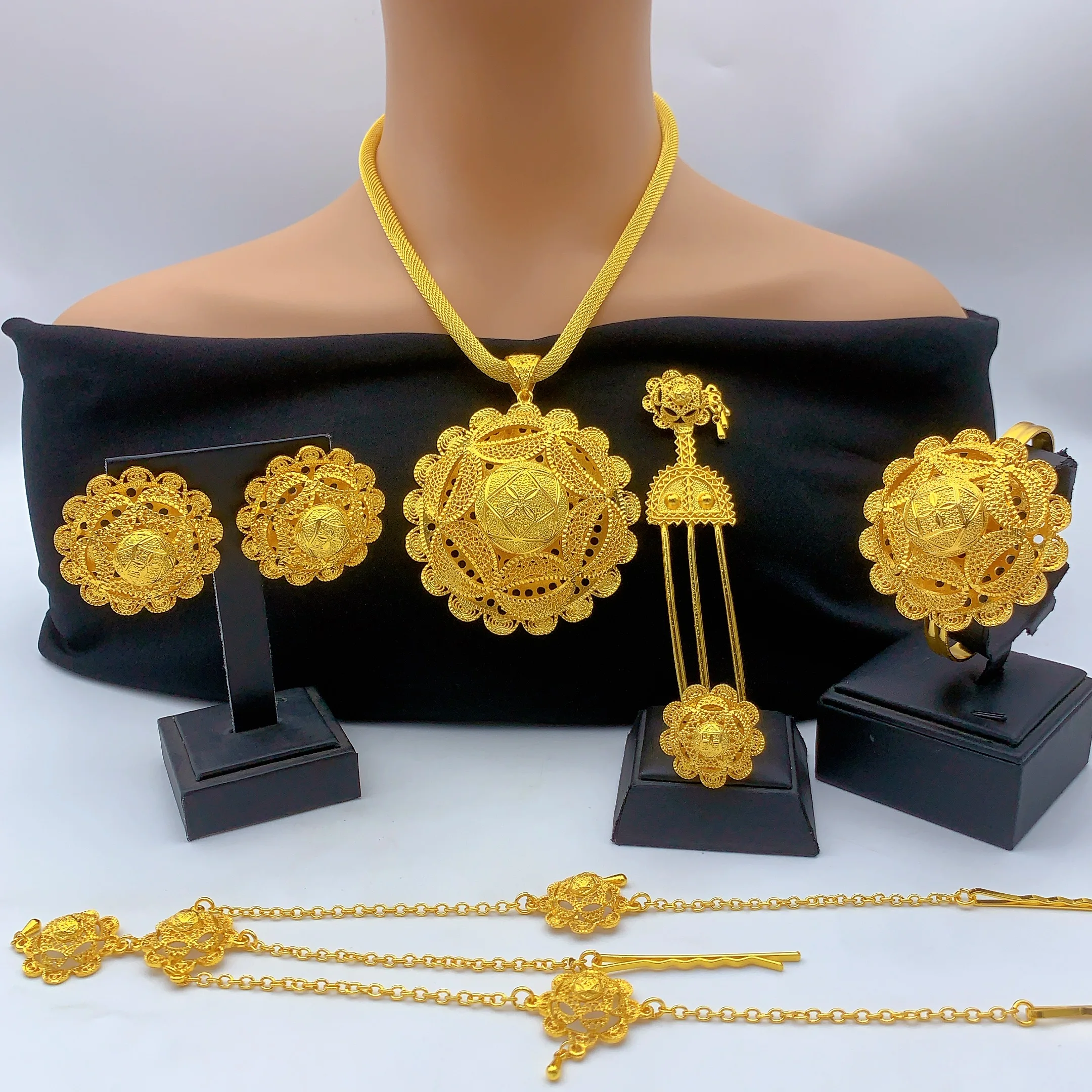 Thumbnail 2 - #30 Newest Gold Earrings