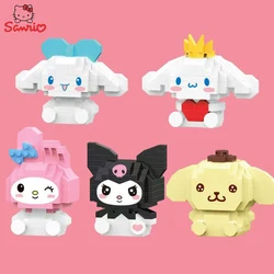 Sanrio Hello Kitty Kuromi klocki cegły Cinnamoroll moja melodia dekoracje na biurko dziewczyna dzieci zestaw zabawek dla dzieci prezenty