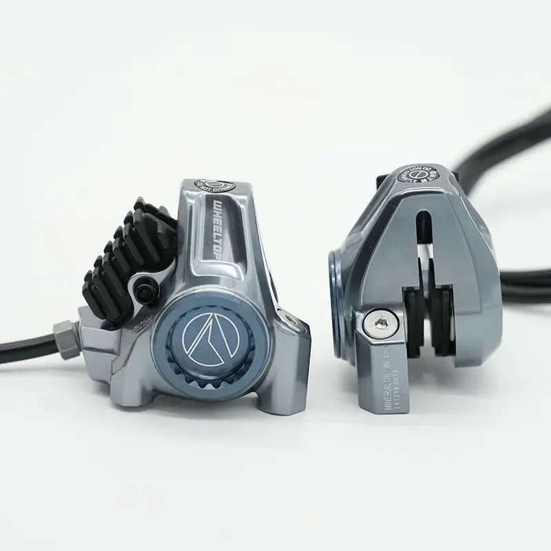 

Новый суппорт дискового тормоза 7800PRO WHEELTOP 2025 года — це керамический суппорт с односторонним масляным контуром синего и серого покрытием с пластиной рассеивания тепла