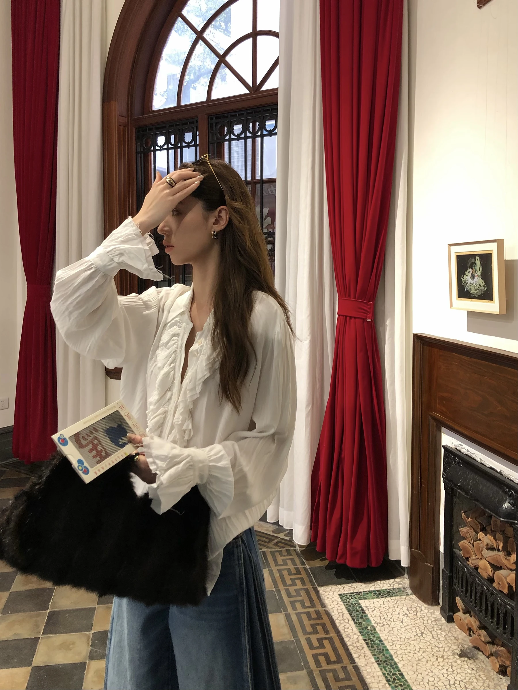 

Gakee Official Pleated Shirt Women's Spring New Style Court Style Wooden Ear Look Draping Sensation Mili Beige Color French S...