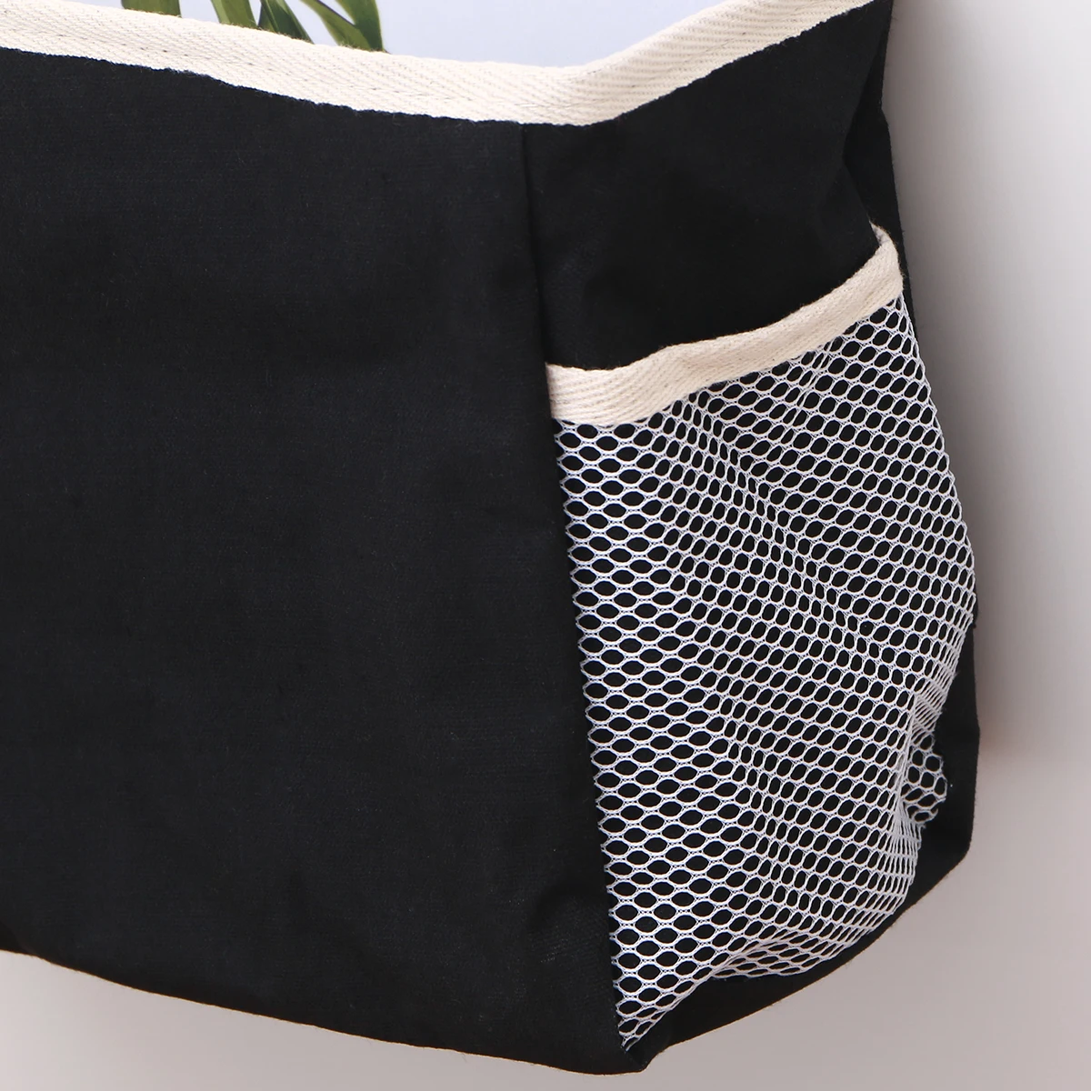 

1Pcs Felt Fabric Bedside Storage Bag Black Hanging Organizer Large Capacity Phone Chargers Snacks Holder for Dorm Car Bed Rails