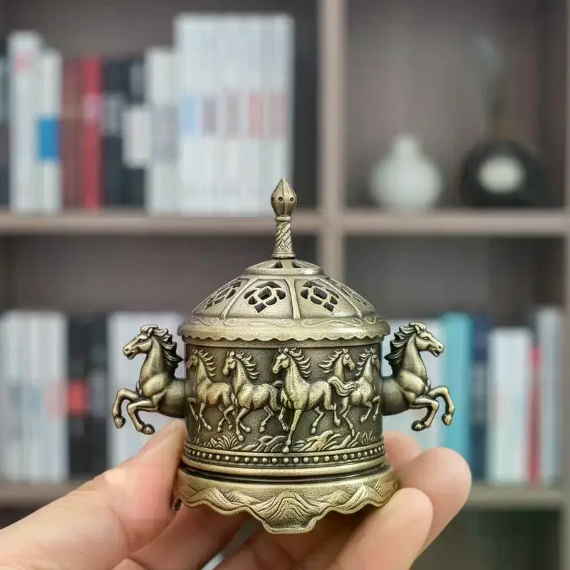 Alloy Incense Burner Hollow Out Mini Sandalwood Incense Burner Zen Aromatherapy Stove Tea Ceremony Home Decoration